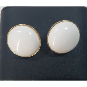 Vintage Monet White And Gold Tone Round CLIP-ON Earrings Timeless Elegance